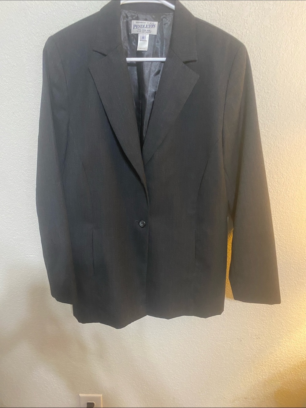 Pendleton Charcoal Gray Single-Button Blazer 100% Virgin Wool